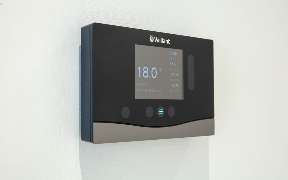 Brookfield house central heating controls Brookfield house central heating controls